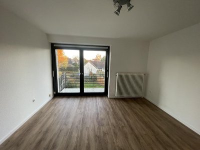 weiteres Zimmer Obergeschoss mit Balkonzugang